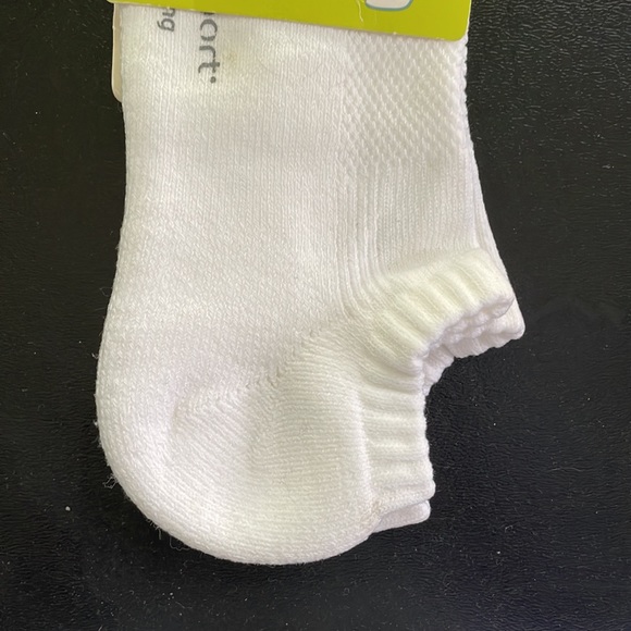 NWT socks. Hue and Nordstrom brands. One size. - Picture 5 of 7